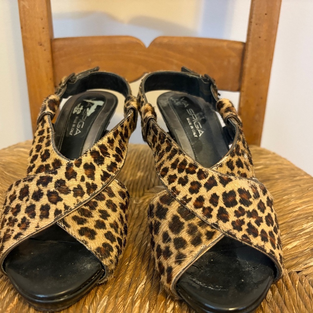 VIA SPIGA LEOPARD PRINT HIGH HEEL